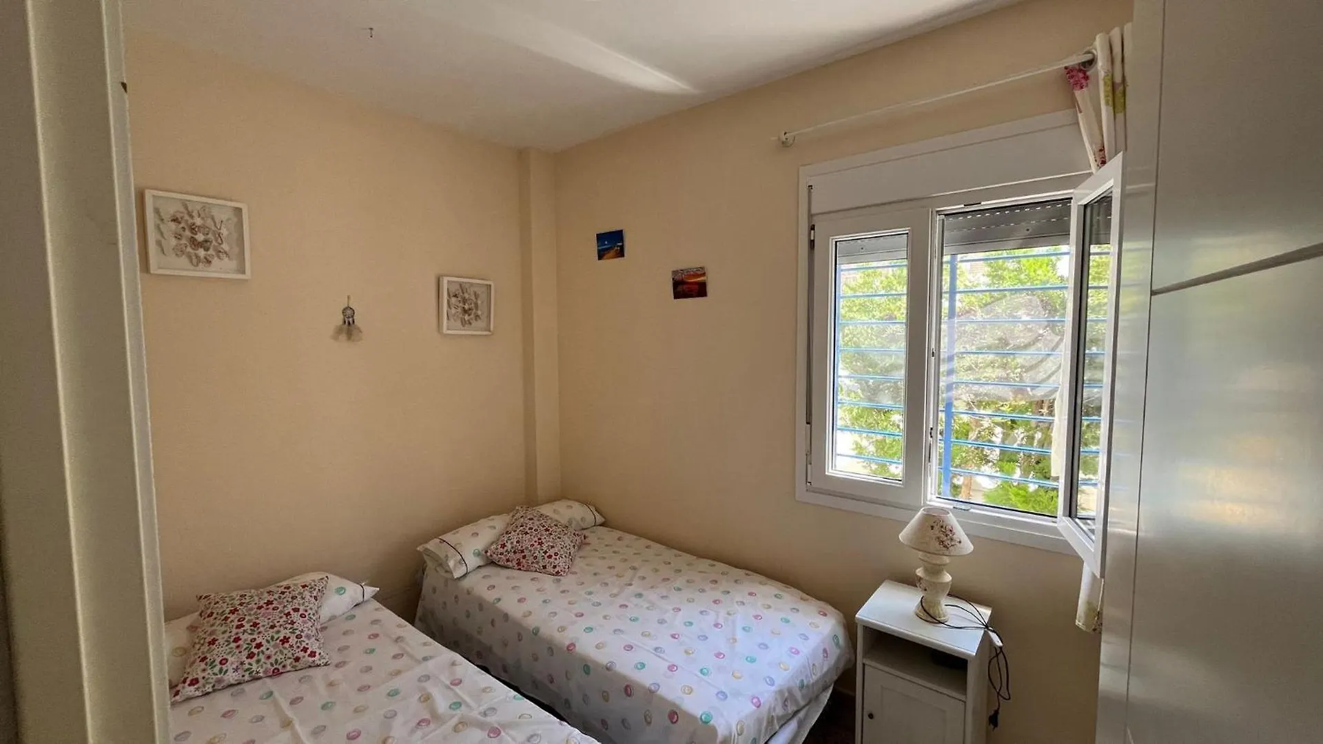 Apartment With A Terrace And Garden Chipiona